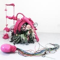 Clarissa Falco – Dream of a synthetic body, 2022, installations iron, plastic, bone, lace, aluminum, flowers