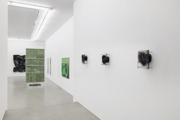 intergenerational forms intergenerational forms, 2024 Exhibition view at Francesca Minini, Milan Ph. Andrea Rossetti