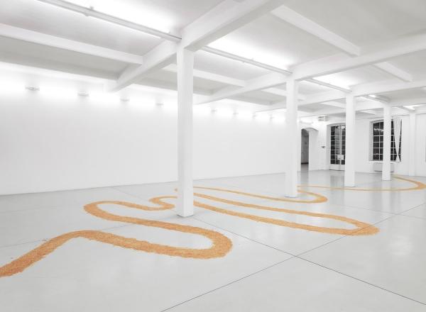 Richard Long – Footprint Line 